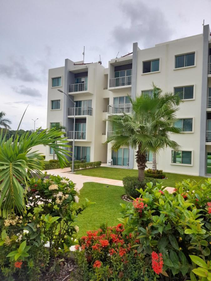 Gorgeous Apartment Hoestel Long Island! Cancun Bagian luar foto