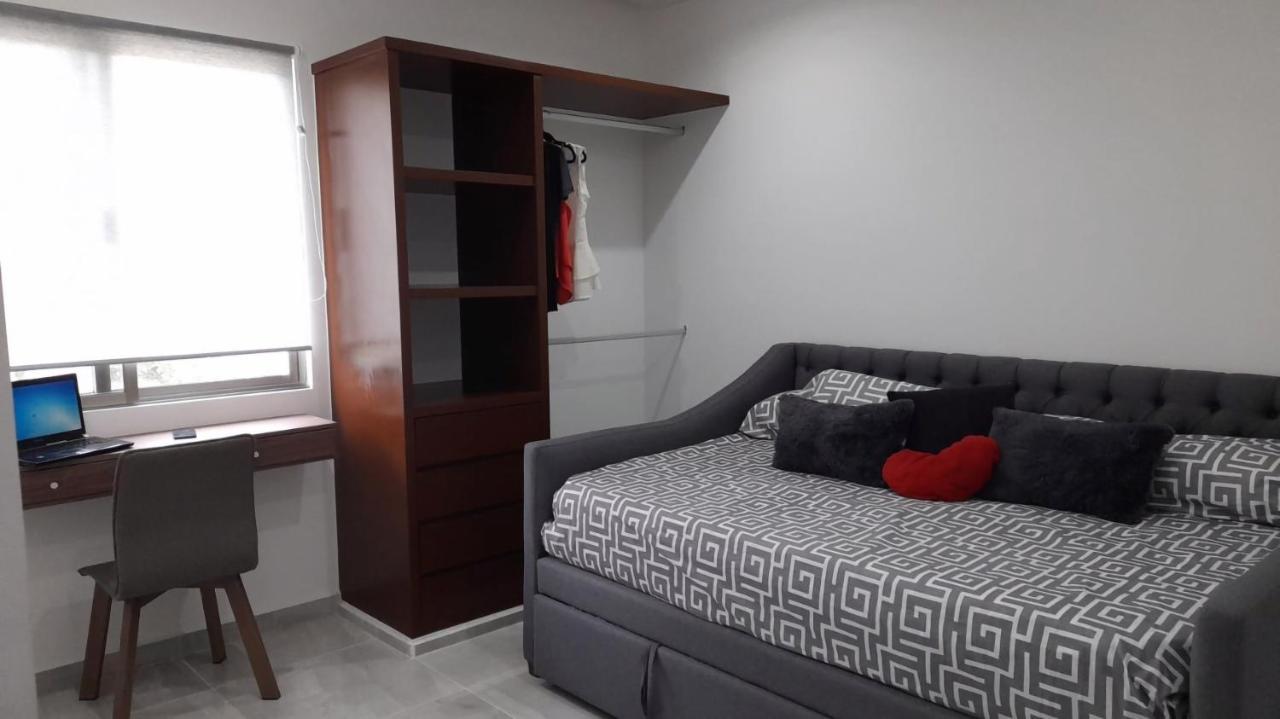 Gorgeous Apartment Hoestel Long Island! Cancun Bagian luar foto